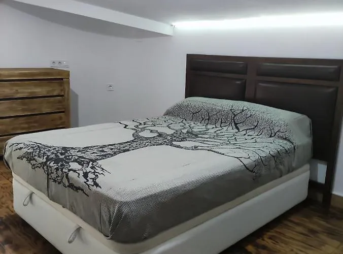 Loft De Lujo Calle De Marines * دينايا